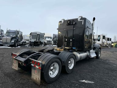 2023 Kenworth W990 5