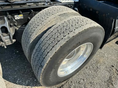 2022 Kenworth T680 14