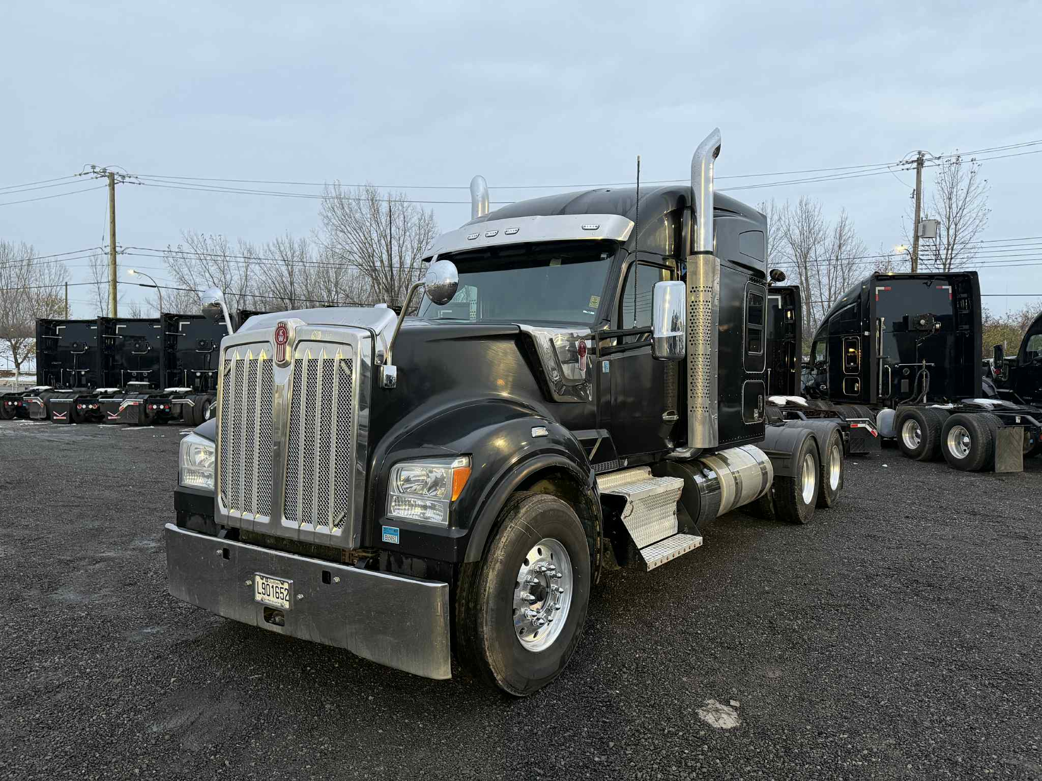 2023 Kenworth W990 1 sur 13