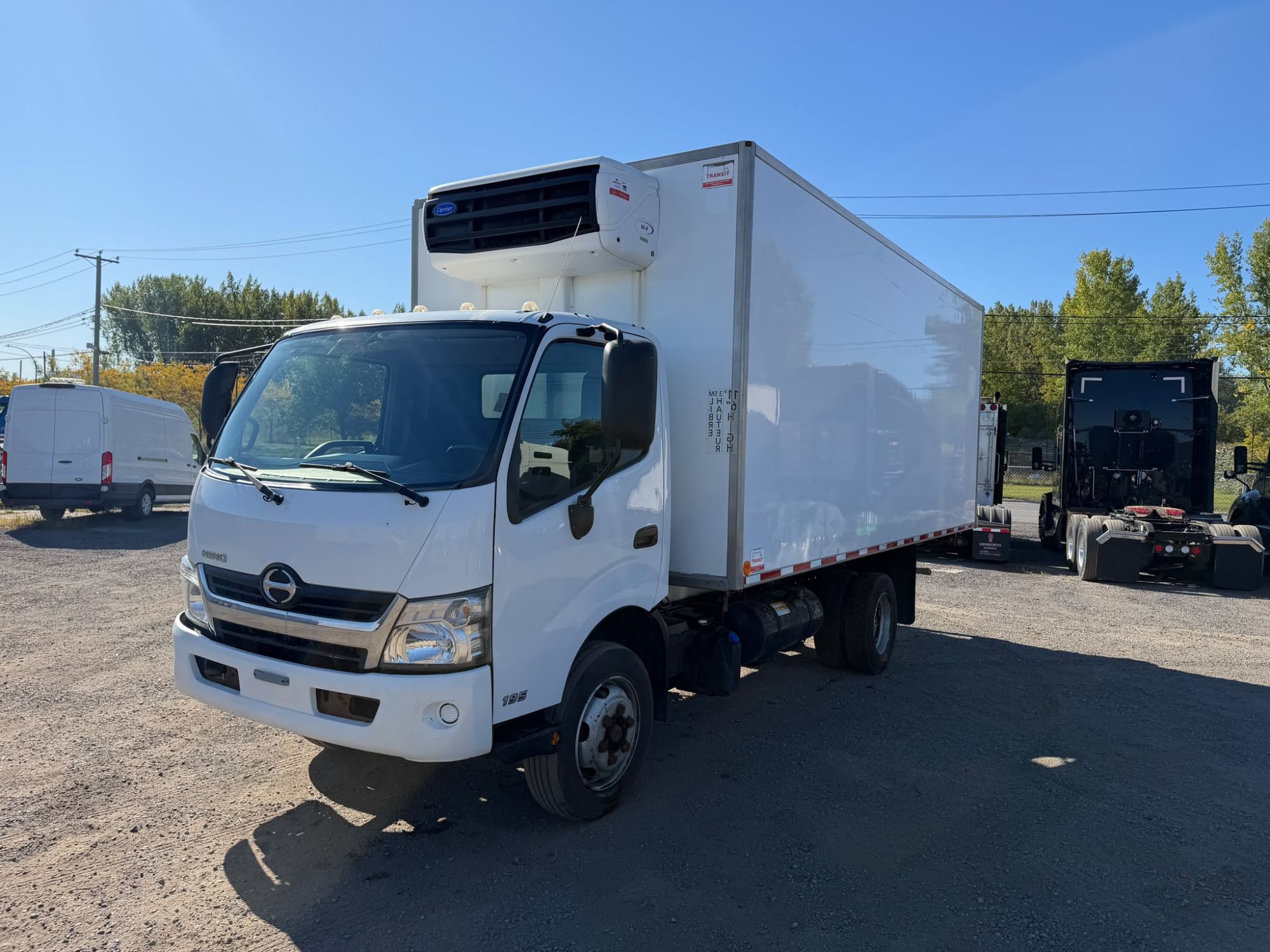 2020 HINO 195 Reefer 18 pieds 1 sur 9