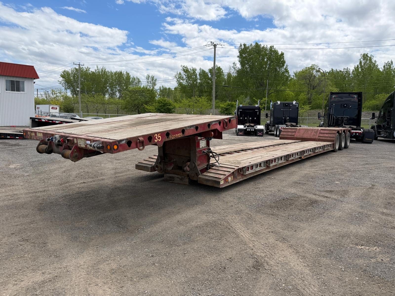 2019 Manac 35ton fardier