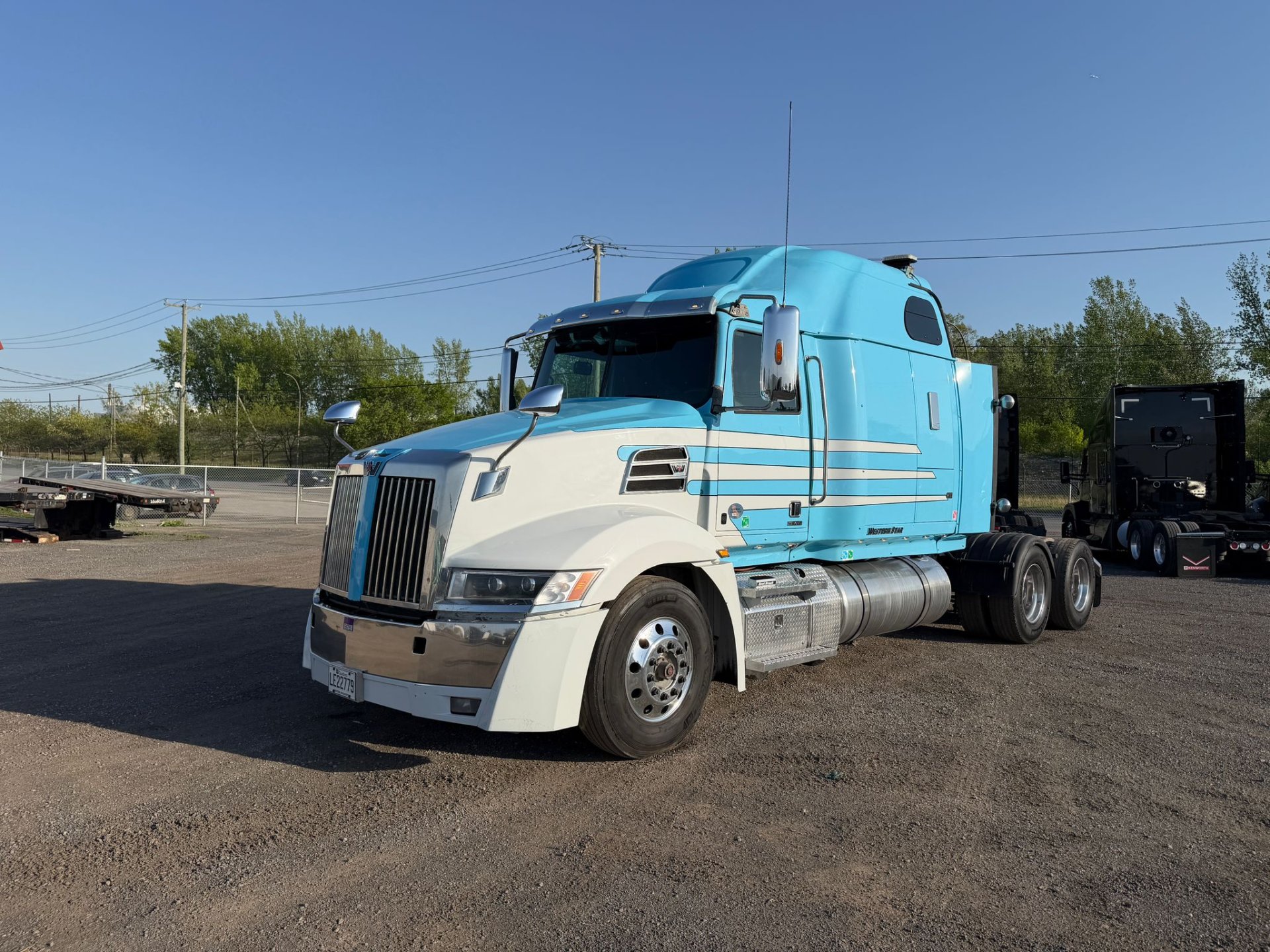2021 Western Star 5700XE 1 of 14